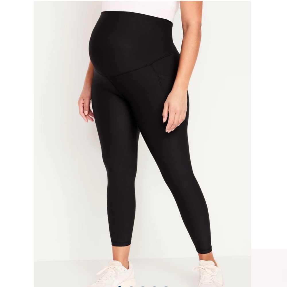 NWT Maternity Full-Panel PowerSoft 7/8 Leggings